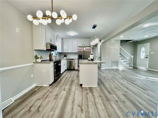 7108 Ann Cabell Ct, Hanover, VA 23111