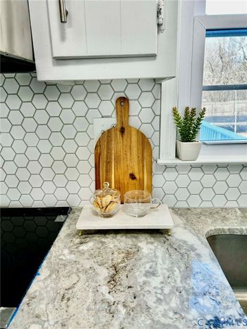 7108 Ann Cabell Ct, Hanover, VA 23111