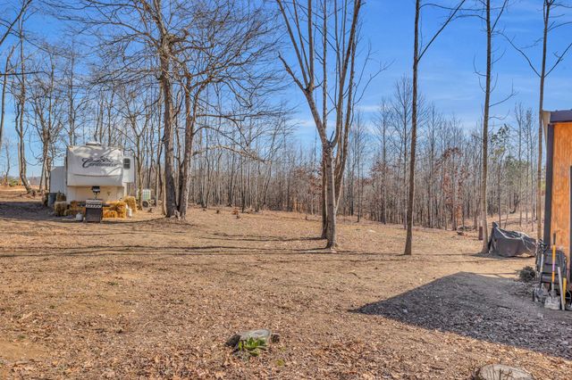 262 Deer Haven Rd, Indian Mound, TN 37079