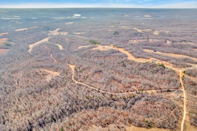 262 Deer Haven Rd, Indian Mound, TN 37079