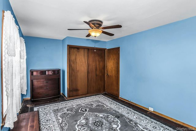 9 Belmont Avenue, Floral Park, NY 11001