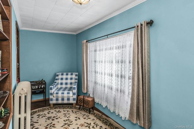 9 Belmont Avenue, Floral Park, NY 11001