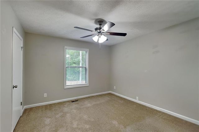 6606 Catawba Drive, Acworth, GA 30102