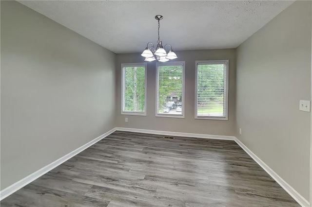 6606 Catawba Drive, Acworth, GA 30102