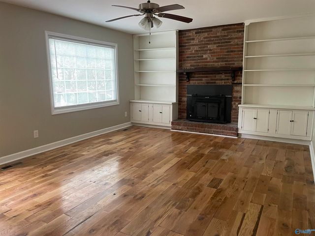 2101 Stapp Drive, Huntsville, AL 35811