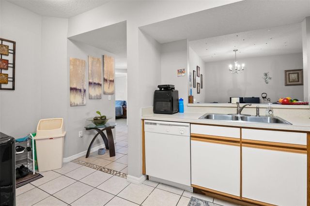 9536 NEWDALE WAY 101, Riverview, FL 33578