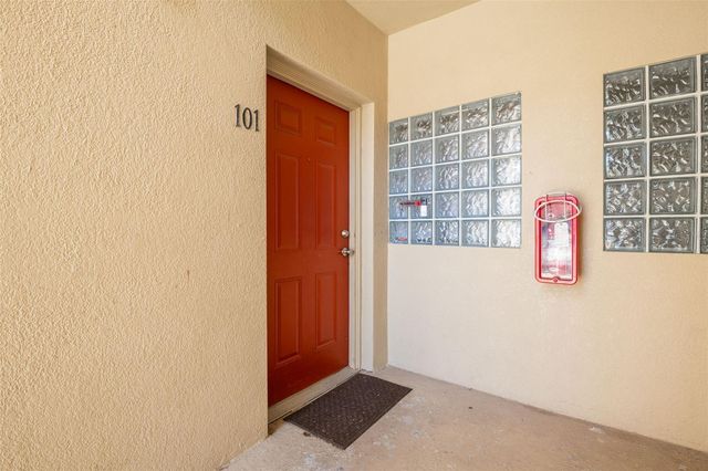 9536 NEWDALE WAY 101, Riverview, FL 33578