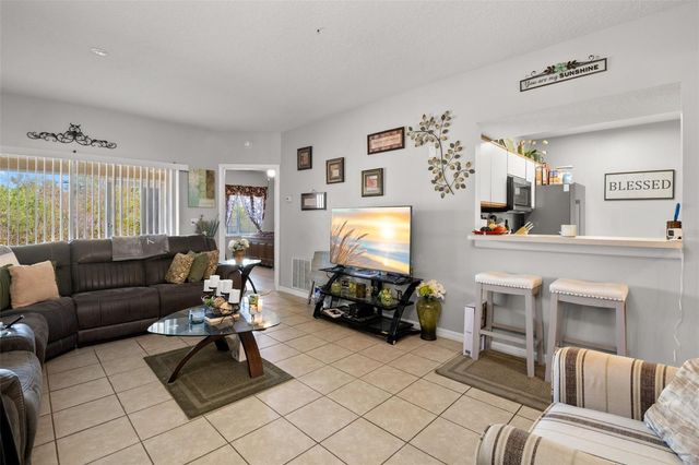 9536 NEWDALE WAY 101, Riverview, FL 33578