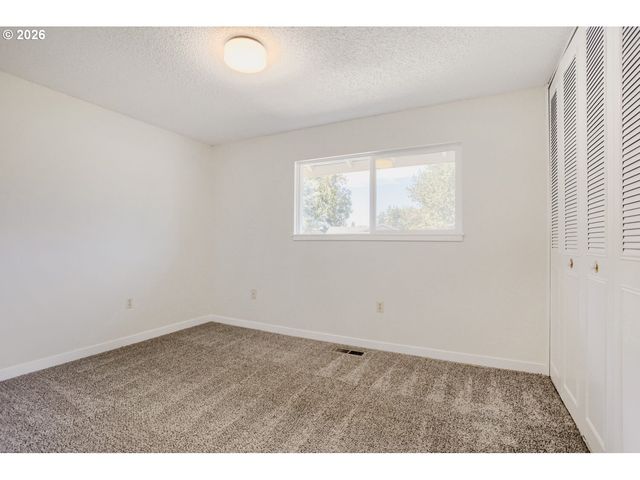 11940 Sw KING JAMES Pl, King City, OR 97224