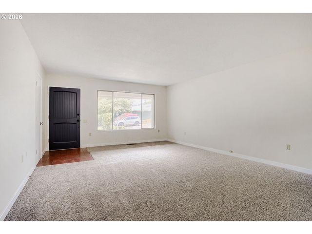 11940 Sw KING JAMES Pl, King City, OR 97224
