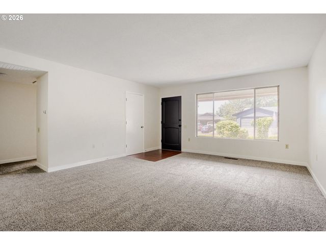11940 Sw KING JAMES Pl, King City, OR 97224