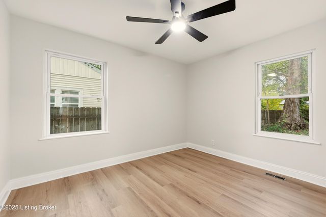 517 Dale Ave, Louisville, KY 40214