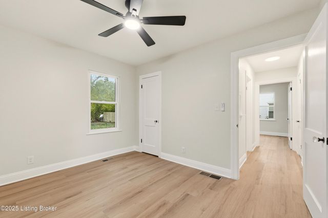 517 Dale Ave, Louisville, KY 40214