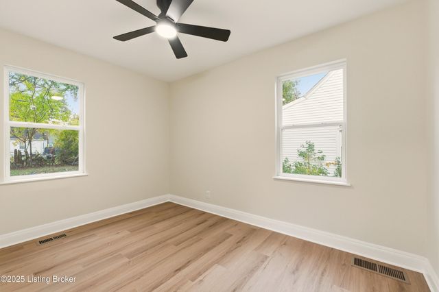 517 Dale Ave, Louisville, KY 40214