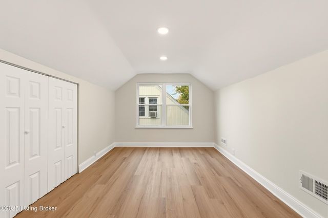 517 Dale Ave, Louisville, KY 40214