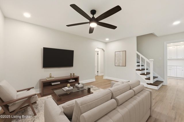 517 Dale Ave, Louisville, KY 40214