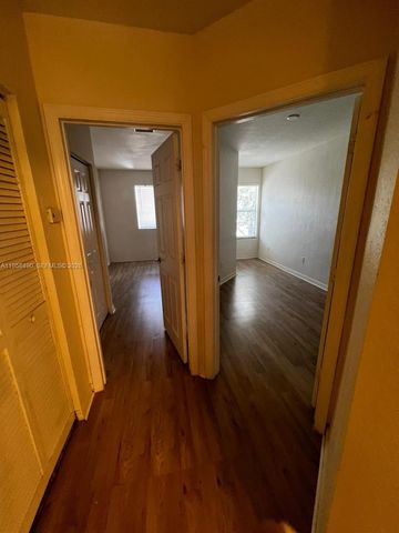 1909 Hibiscus Ln 1909, Riviera Beach, FL 33404