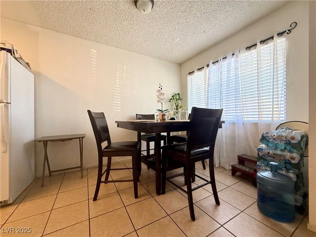 6217 Yerba Lane, Las Vegas, NV 89108