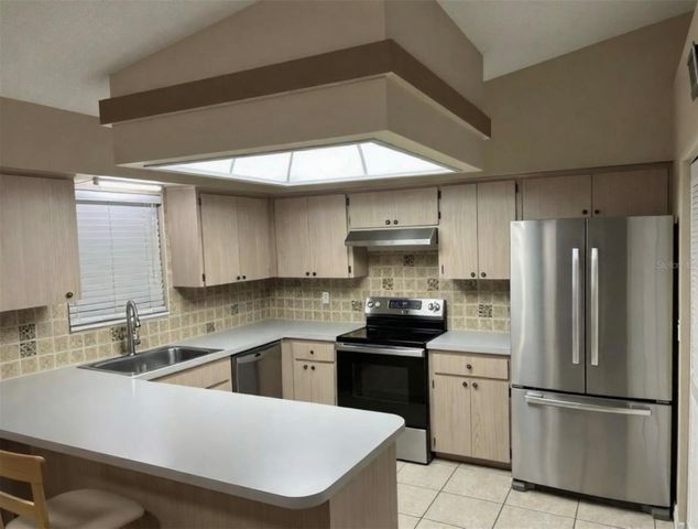 1783 MARYLAND AVENUE NE, St Petersburg, FL 33703