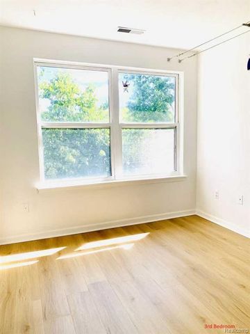 1289 Heatherwood Lane, Ann Arbor, MI 48108
