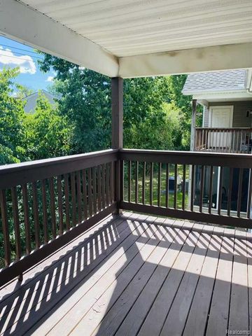 1289 Heatherwood Lane, Ann Arbor, MI 48108
