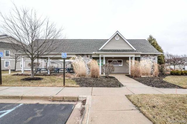 1289 Heatherwood Lane, Ann Arbor, MI 48108