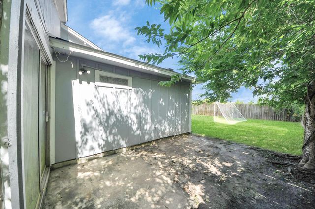 1902 Hilton Head Drive, Missouri City, TX 77459