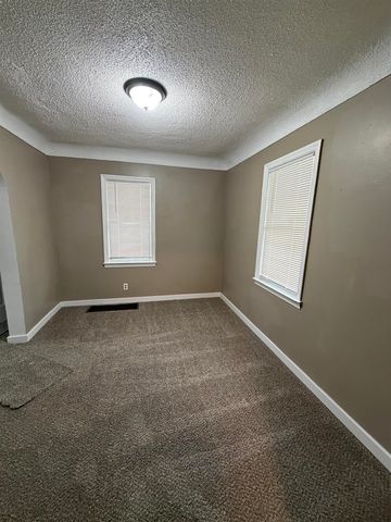 806 Alvord Avenue, Flint, MI 48507