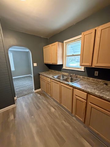 806 Alvord Avenue, Flint, MI 48507