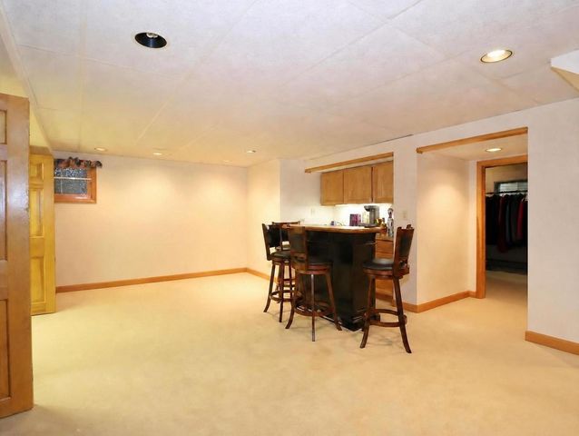 313 Whitmore Lane, Lake Forest, IL 60045
