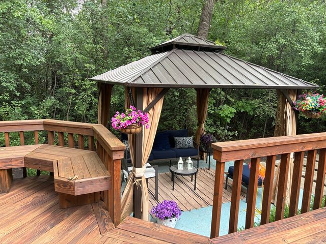 313 Whitmore Lane, Lake Forest, IL 60045
