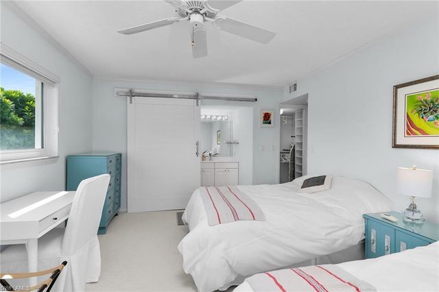 4150 Crayton RD B6, Naples, FL 34103