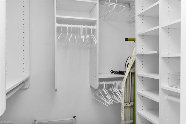 4150 Crayton RD B6, Naples, FL 34103