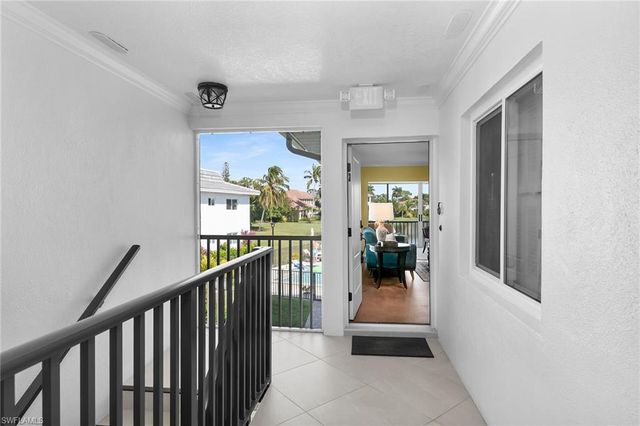 4150 Crayton RD B6, Naples, FL 34103