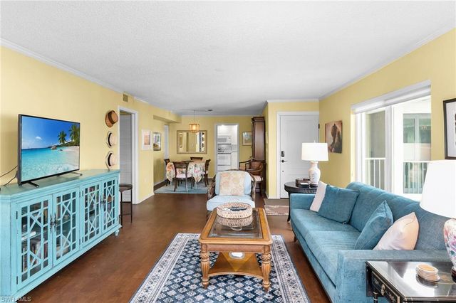 4150 Crayton RD B6, Naples, FL 34103