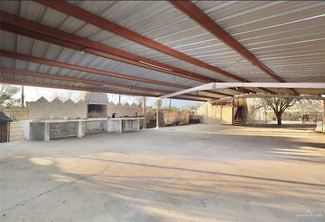 207 N Alvarado Street, Alton, TX 78573