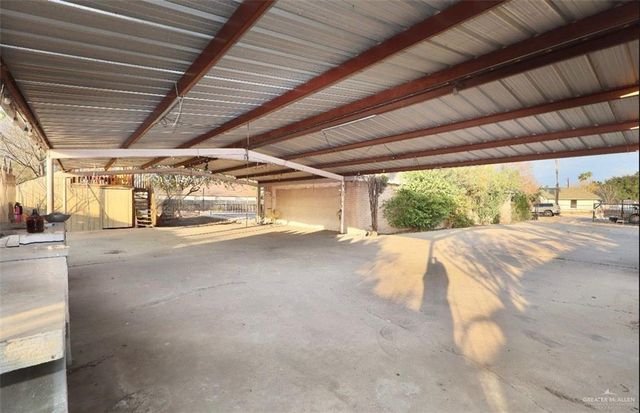 207 N Alvarado Street, Alton, TX 78573