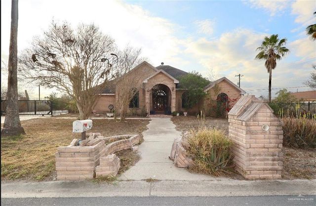 207 N Alvarado Street, Alton, TX 78573