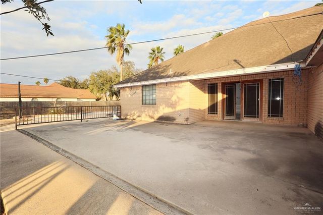 207 N Alvarado Street, Alton, TX 78573