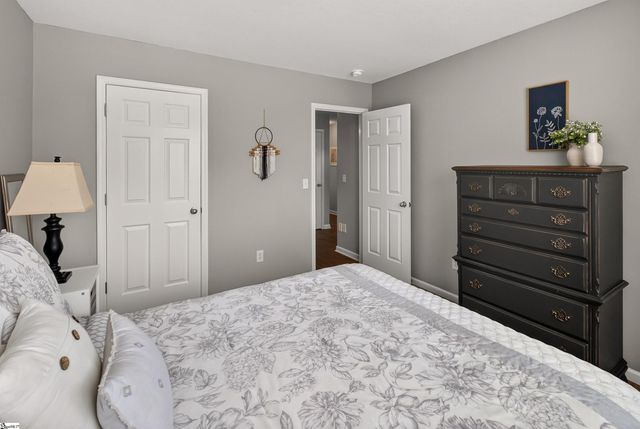 1 Granite Woods Way, Greer, SC 29650