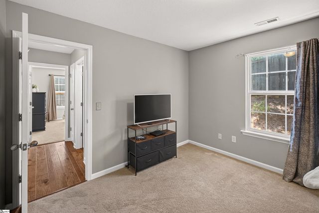 1 Granite Woods Way, Greer, SC 29650