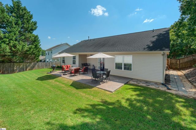 1 Granite Woods Way, Greer, SC 29650