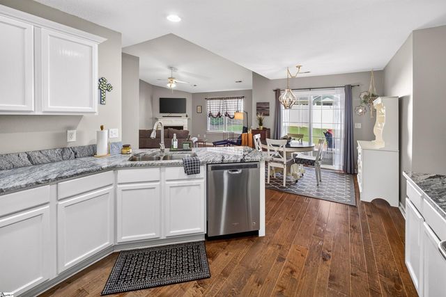 1 Granite Woods Way, Greer, SC 29650