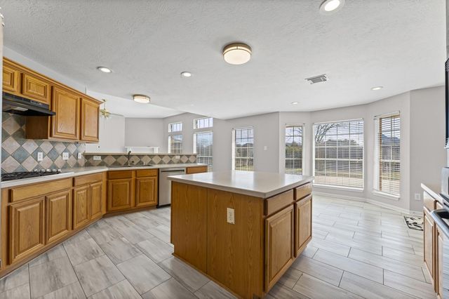 2215 Winecup, League City, TX 77573