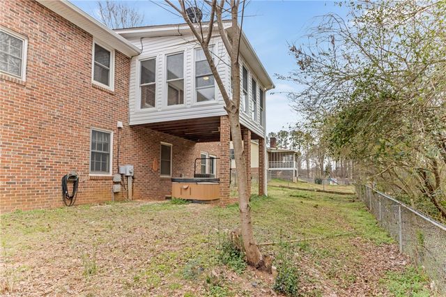 400 Quail Run Circle, Fountain Inn, SC 29644