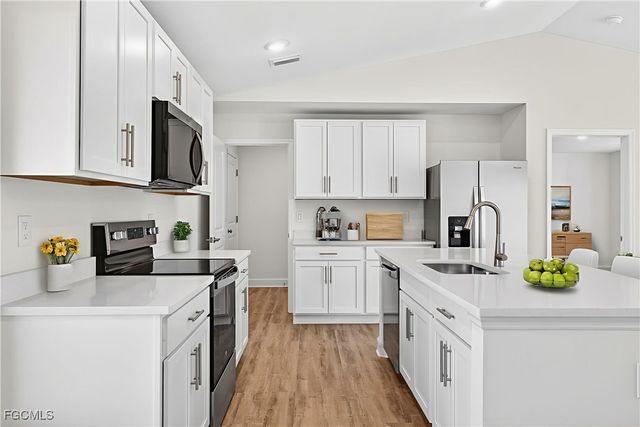 1124 NW 19th AVE, Cape Coral, FL 33993