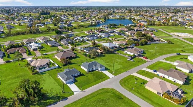 1124 NW 19th AVE, Matlacha, FL 33993