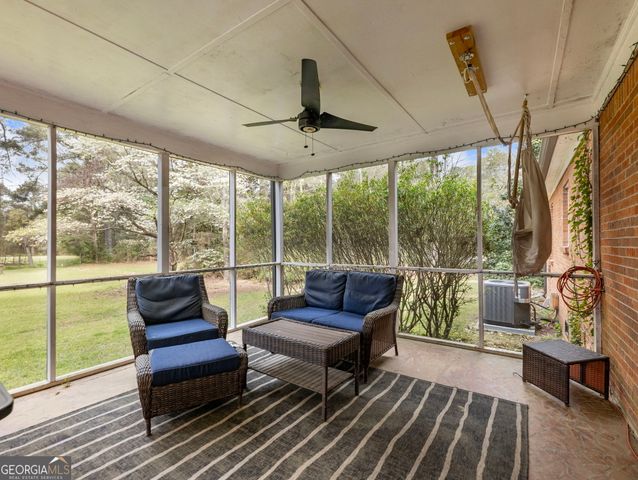 945 Poplar Street, Monroe, GA 30655
