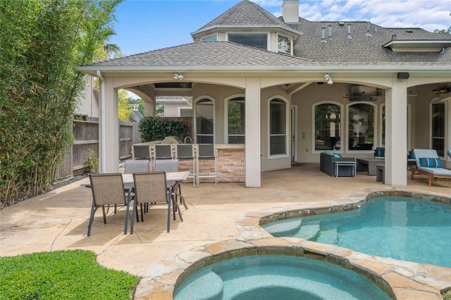 13622 Ashley Run, Houston, TX 77077