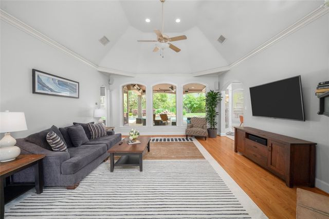 13622 Ashley Run, Houston, TX 77077